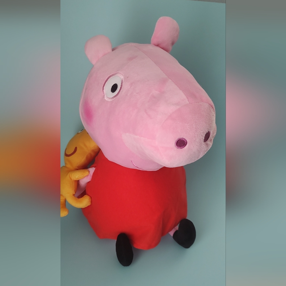 Peppa pig buddy plushie pillow polyester 17 "  soft cozy good condition